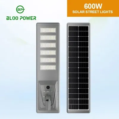 Réverbères solaires 600W